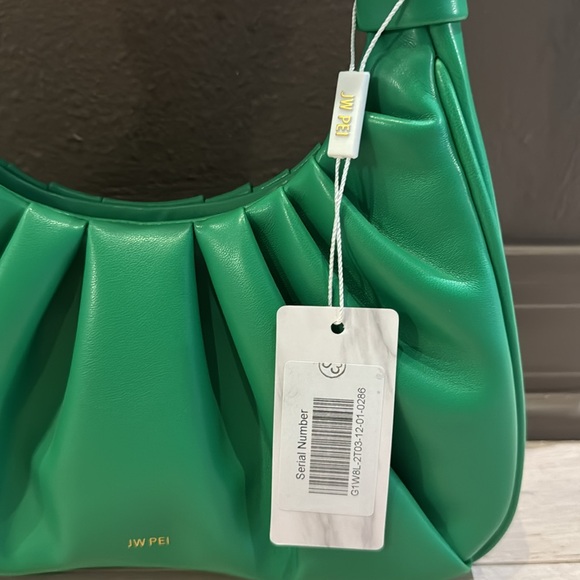 JW PEI Gabbi Ruched Hobo handbag NWT - Picture 3 of 4